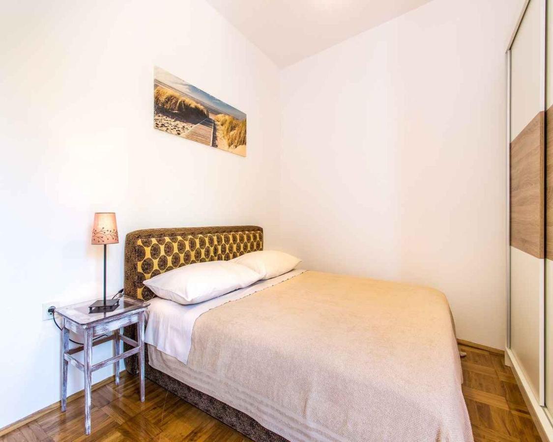 Apartment In Vrbnik/Insel Krk 36873 외부 사진
