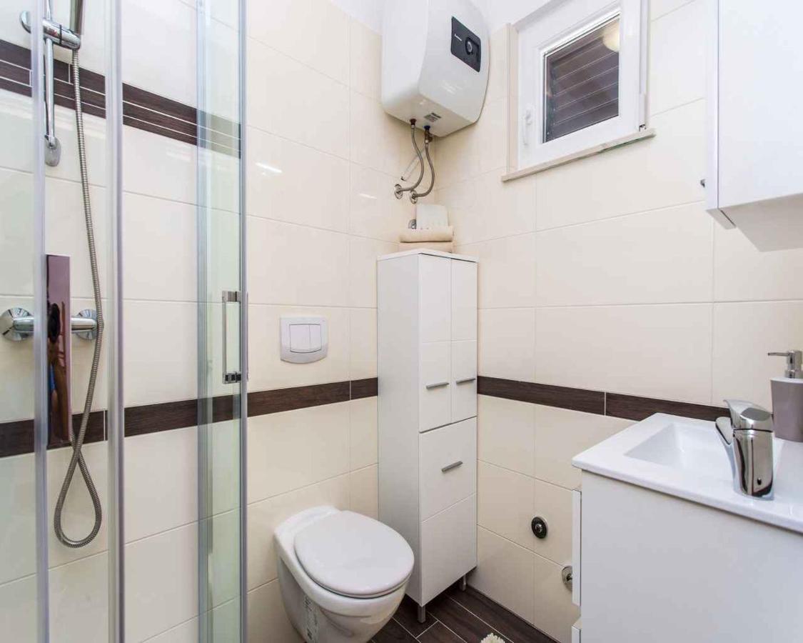 Apartment In Vrbnik/Insel Krk 36873 외부 사진