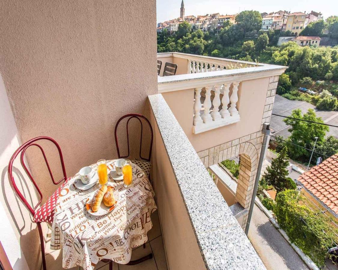 Apartment In Vrbnik/Insel Krk 36873 외부 사진